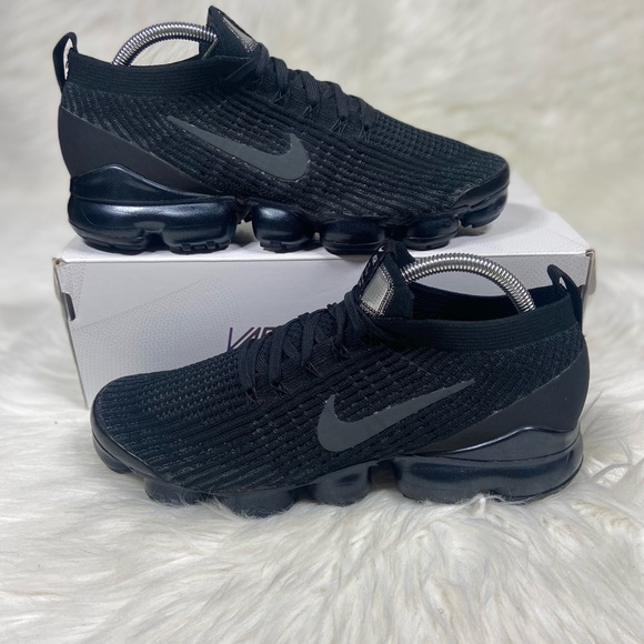 (2 pairs) Large shoe trees fits mens size 7+ womens size 8.5+ - Picture 7 of 16